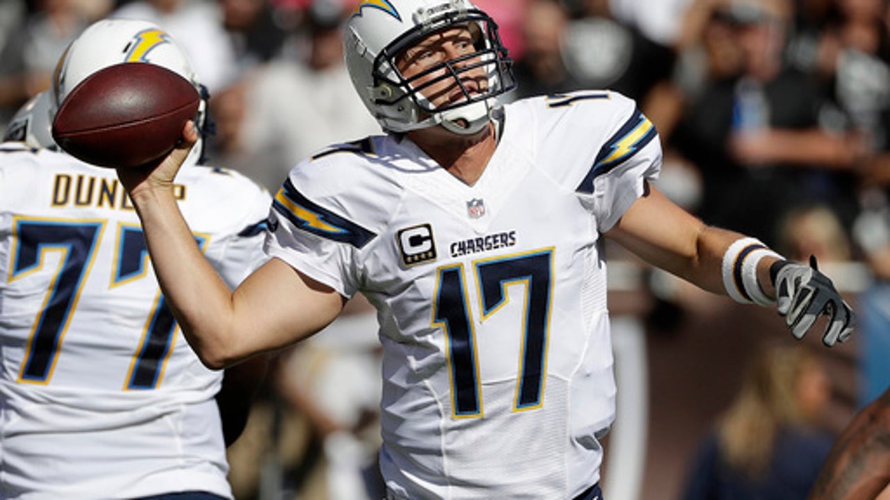 Raiders take advantage of Chargers mistakes in 34-31 win